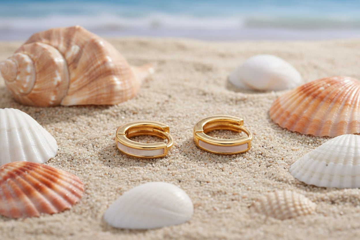 Shell Pearl Lined Huggies