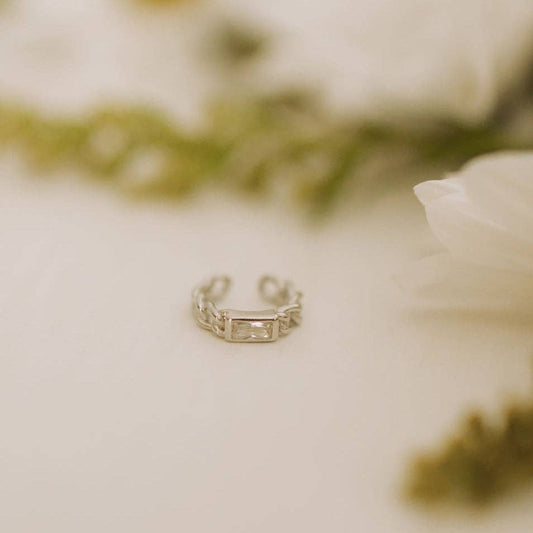 Sophie Baguette Diamond Ear Cuff in Gold